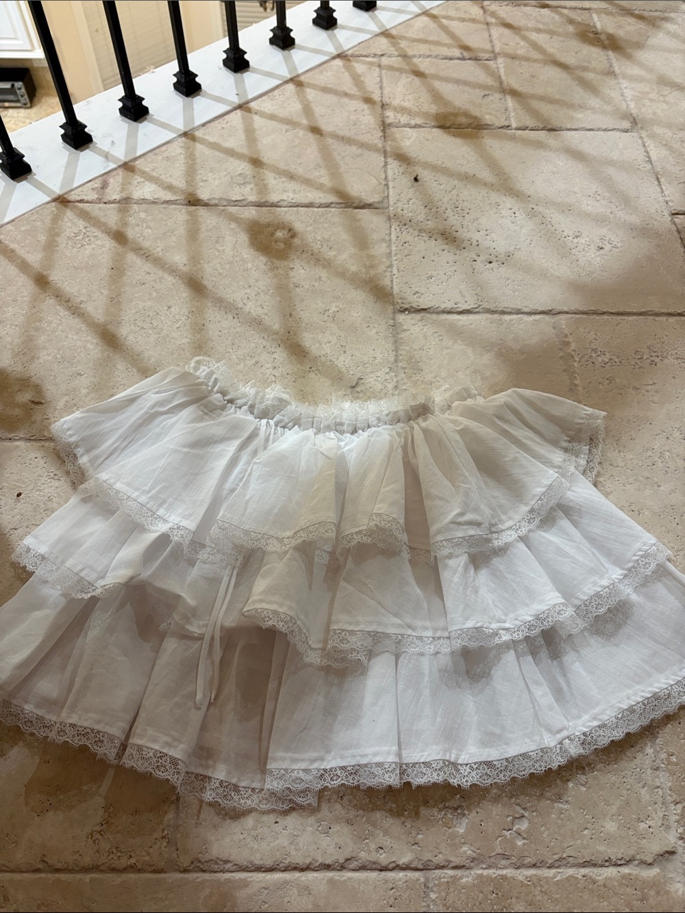 Astr White Tiered Lace Mini Skirt
